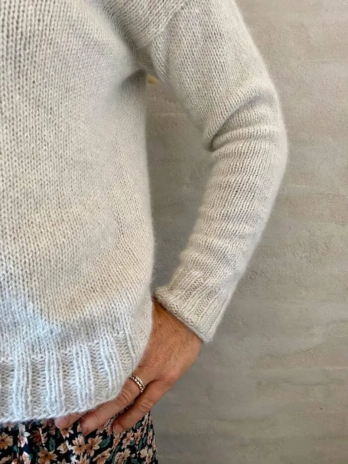 Easy Peasy Sweater with turtleneck by Önling, knitting pattern