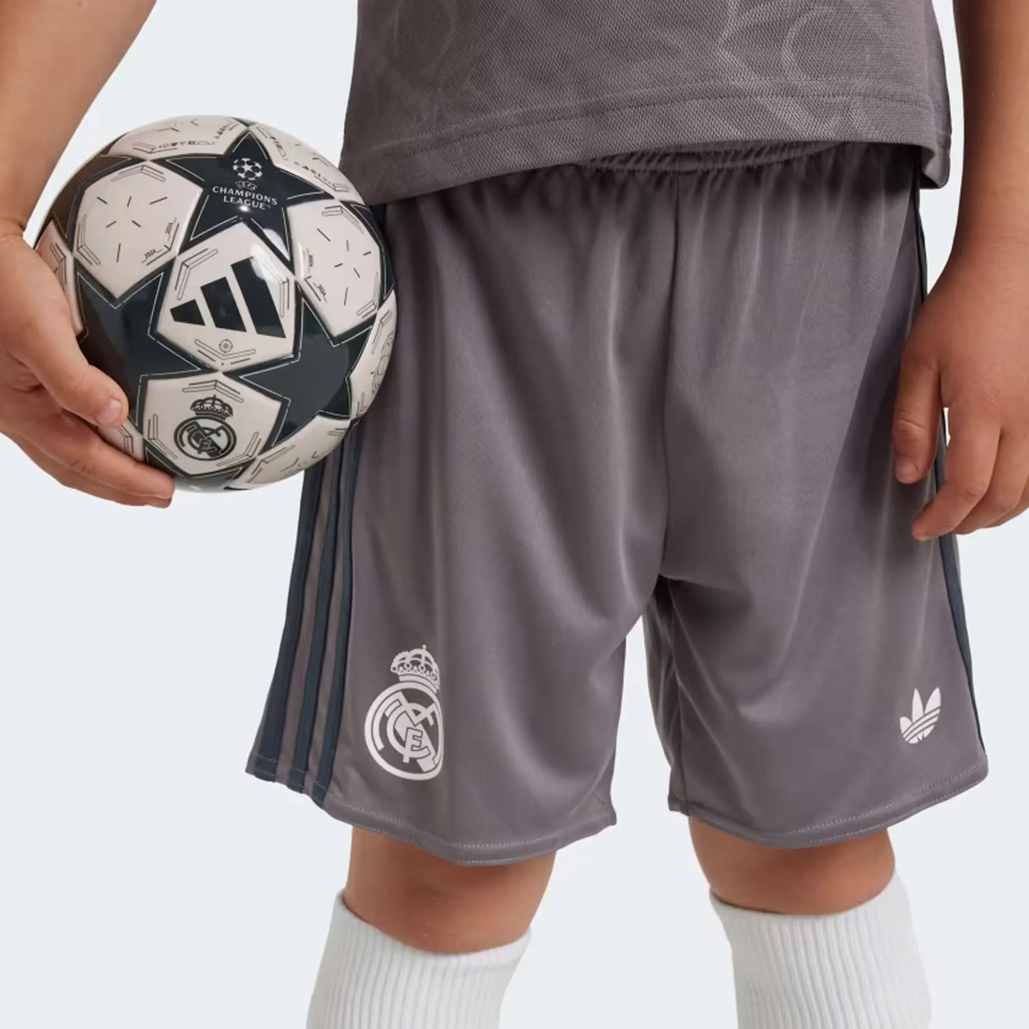 Real Madrid 24/25 3rd Football Mini Kit