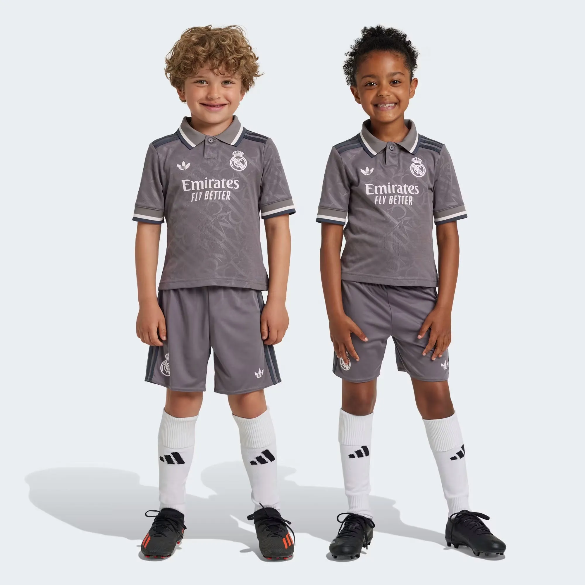 Real Madrid 24/25 3rd Football Mini Kit